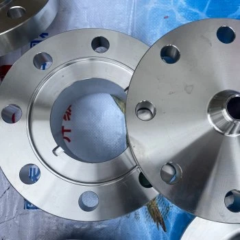Was entspricht ASTM A182 F44?